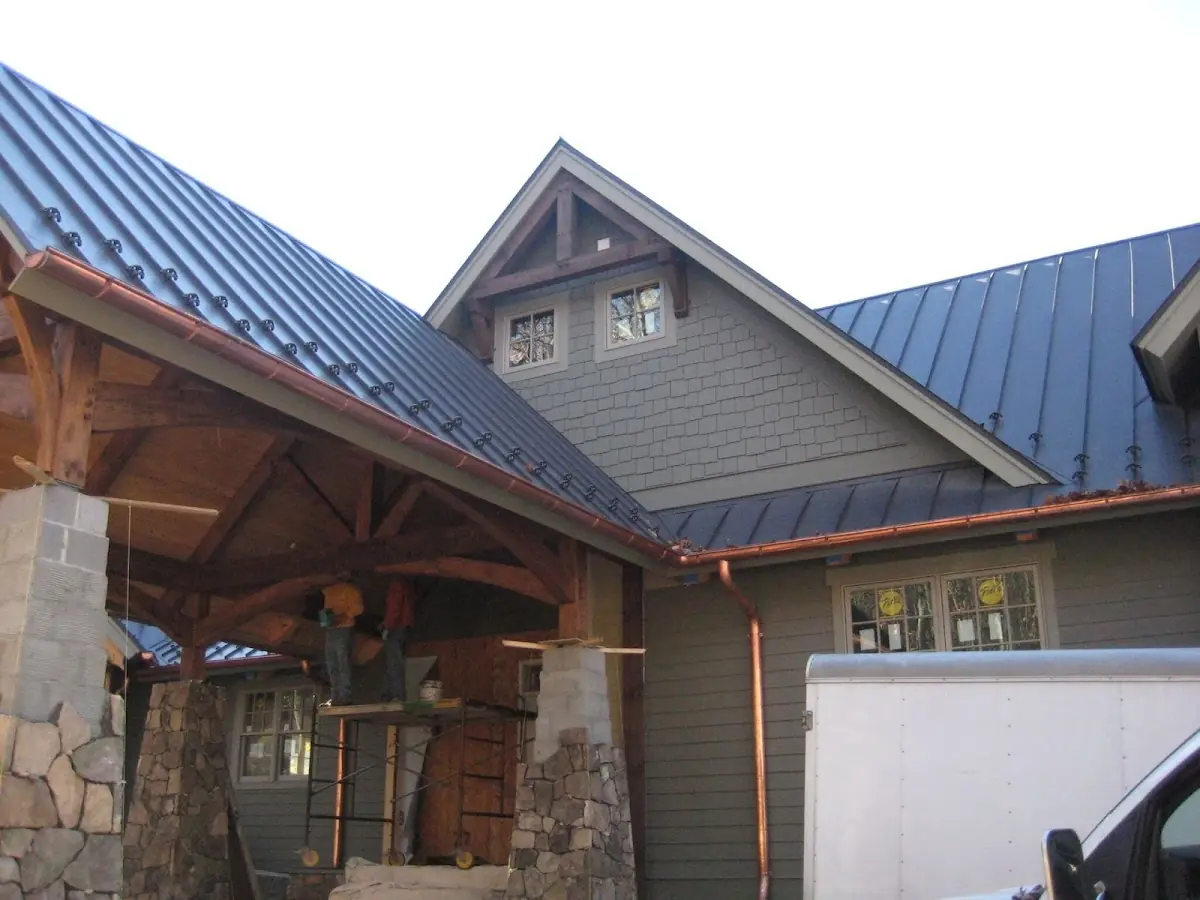 Craftsman Roofing team delivering quality roofing work in Howard Hills